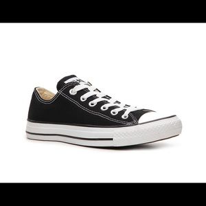 CHUCK TAYLOR ALL STAR SNEAKER Size: 8.5